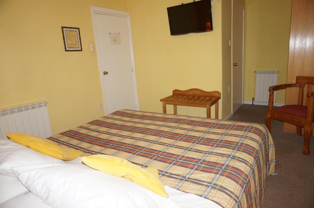 Hostal Ovejero Punta Arenas Extérieur photo