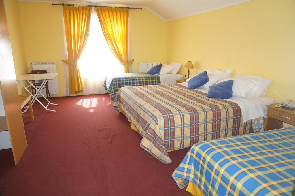 Hostal Ovejero Punta Arenas Extérieur photo