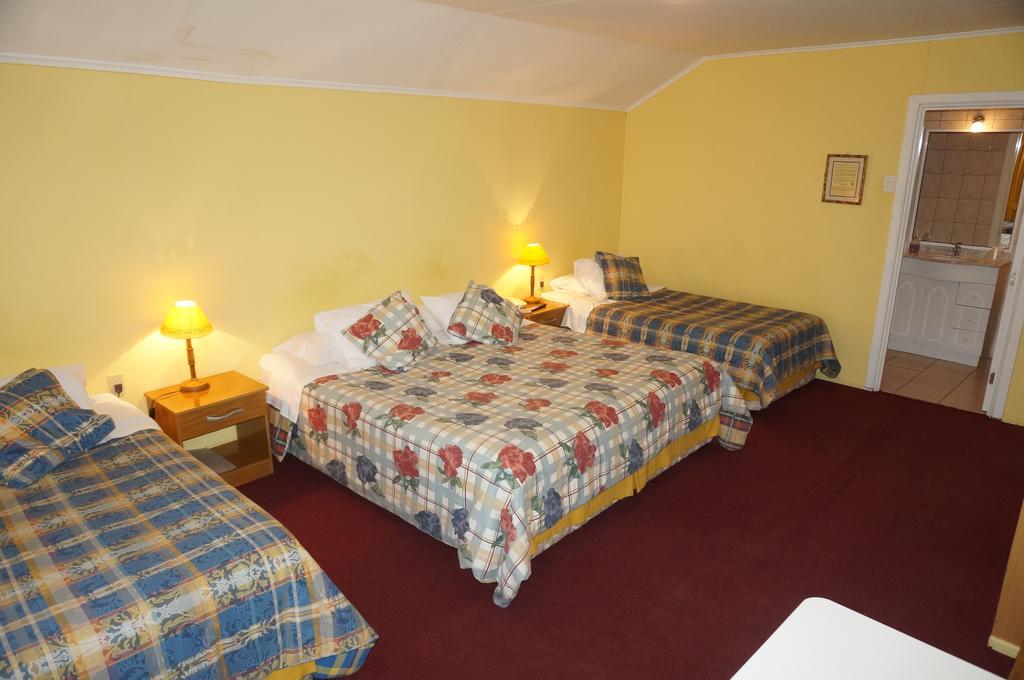 Hostal Ovejero Punta Arenas Extérieur photo